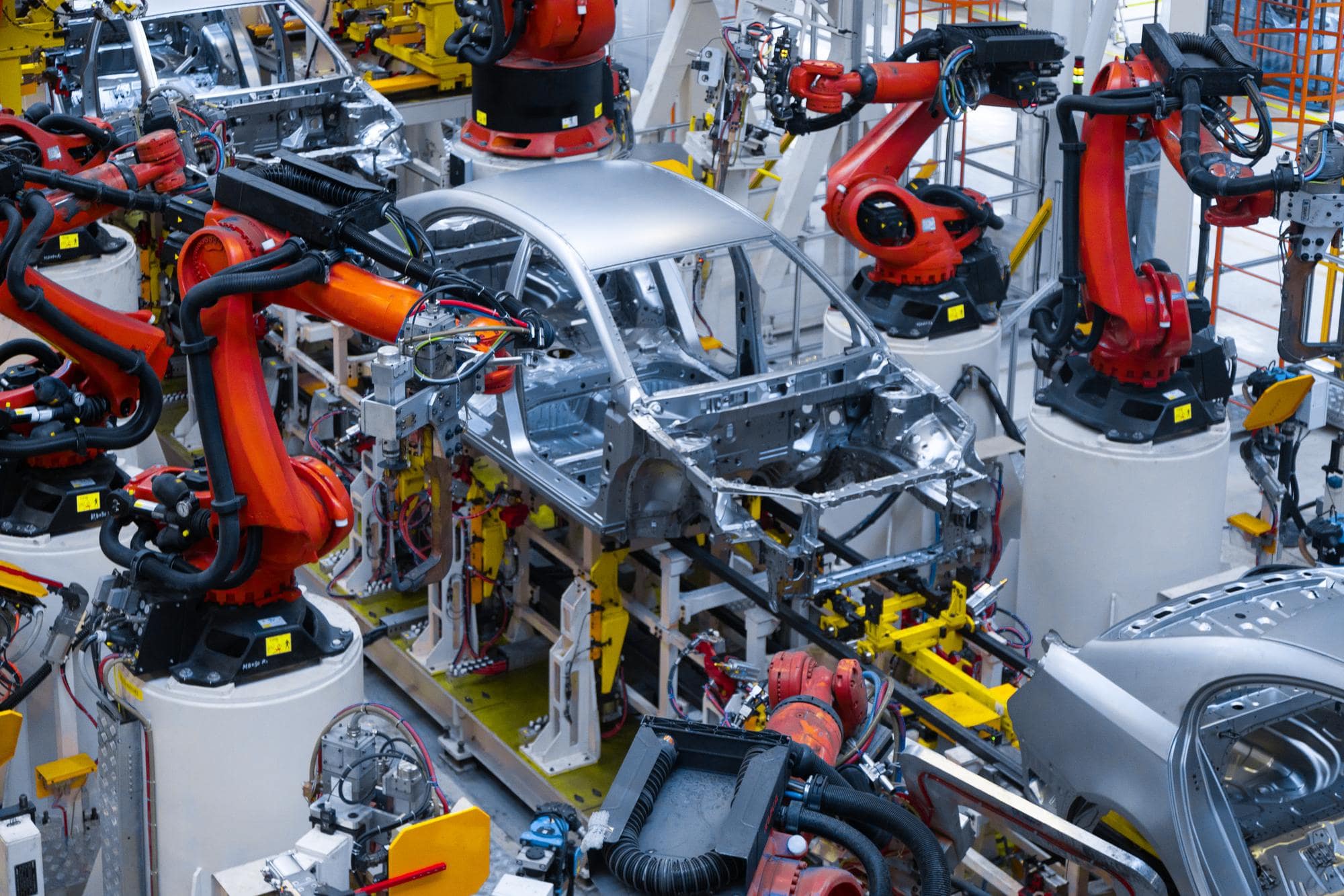 Makisan || Automobilindustrie
